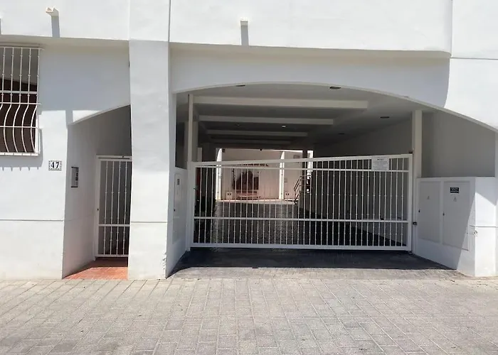 2 Line Apartment Capnegret Altea